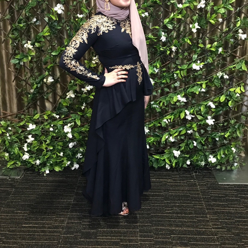 Gorgeous navy and gold sequined evening dress - Picture 4 of 5